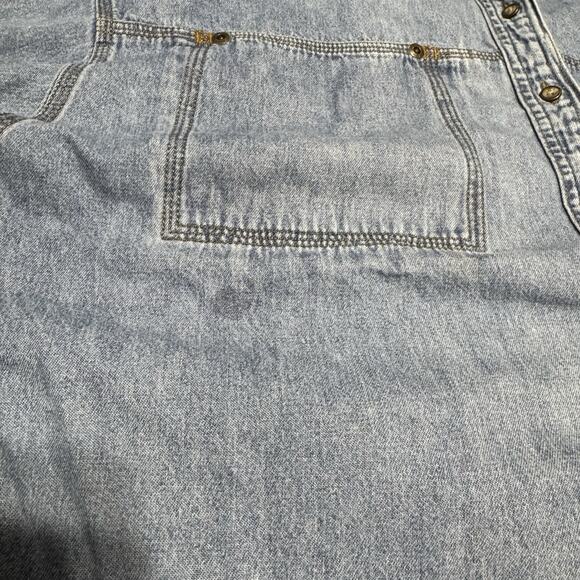 Vintage Lee Denim Shirt Large Light Wash 100% Cotton Made in Philippines - Picture 8 of 8